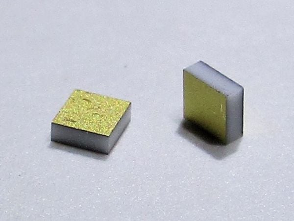 Single Layer Capacitors